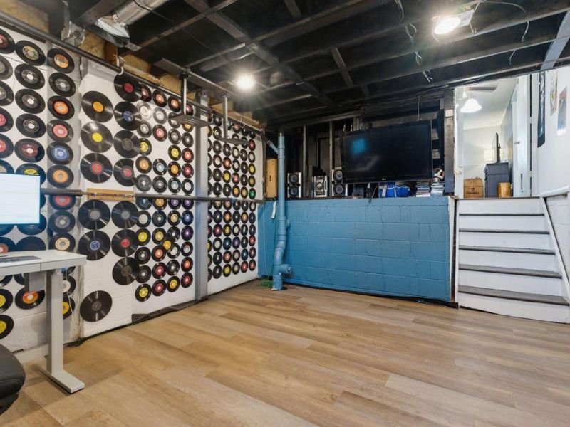 510 Supreme Court, Delaware, OH 43015 Photo 37