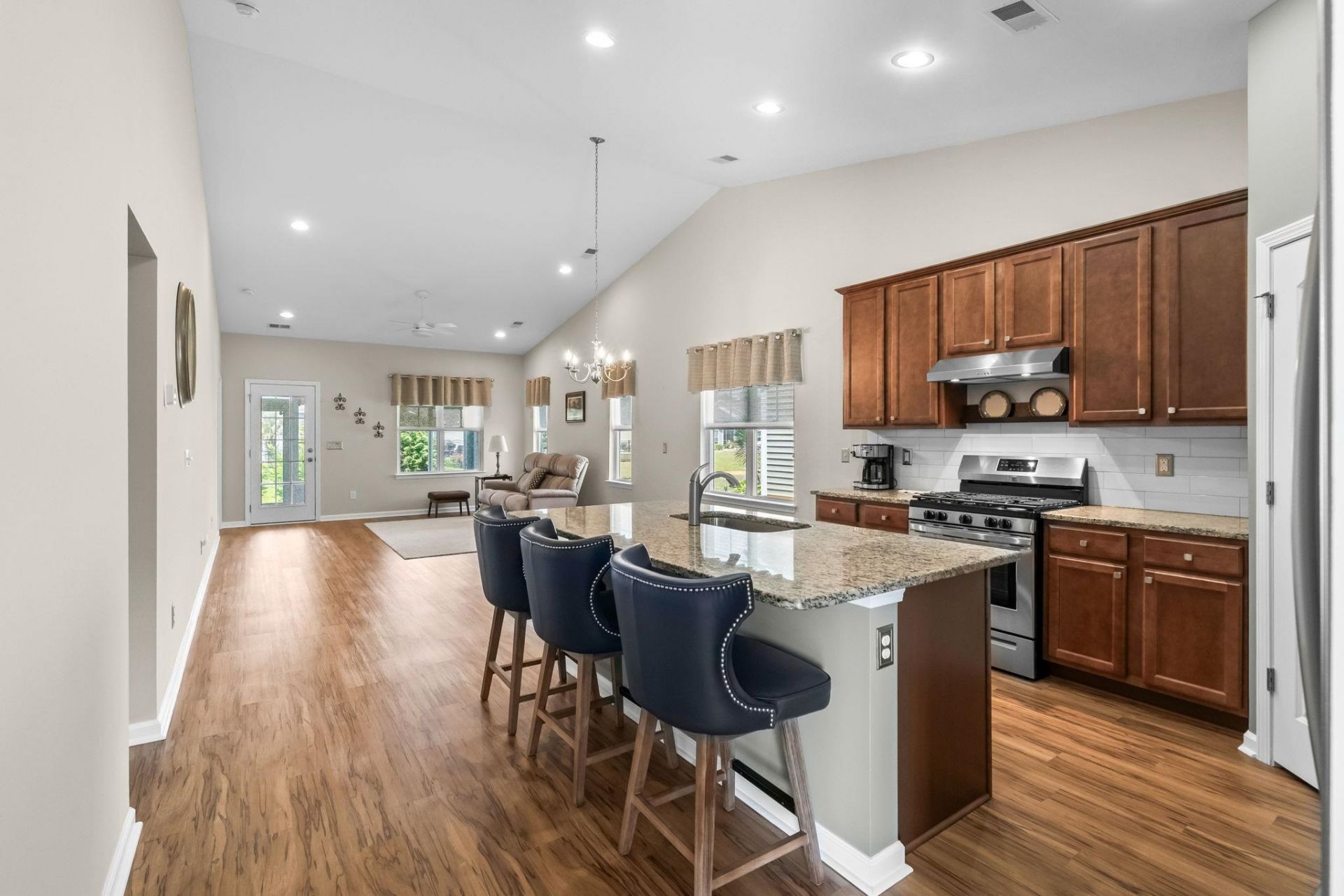 1193 Palm Crossing Dr. Photo 10