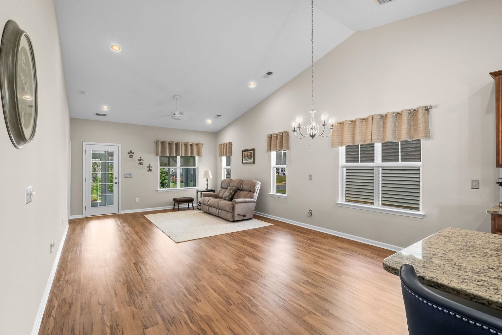 1193 Palm Crossing Dr. Photo 11