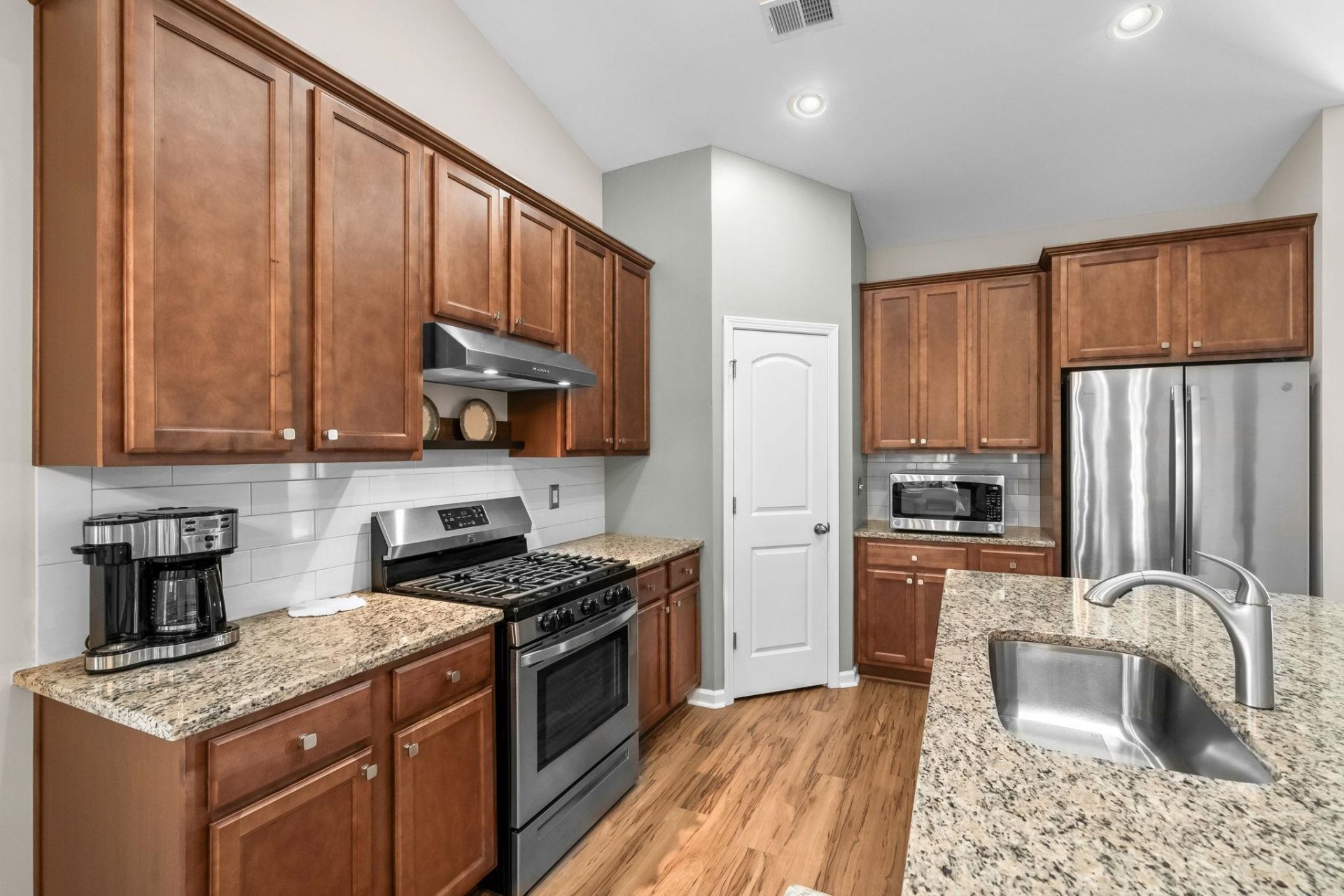 1193 Palm Crossing Dr. Photo 21