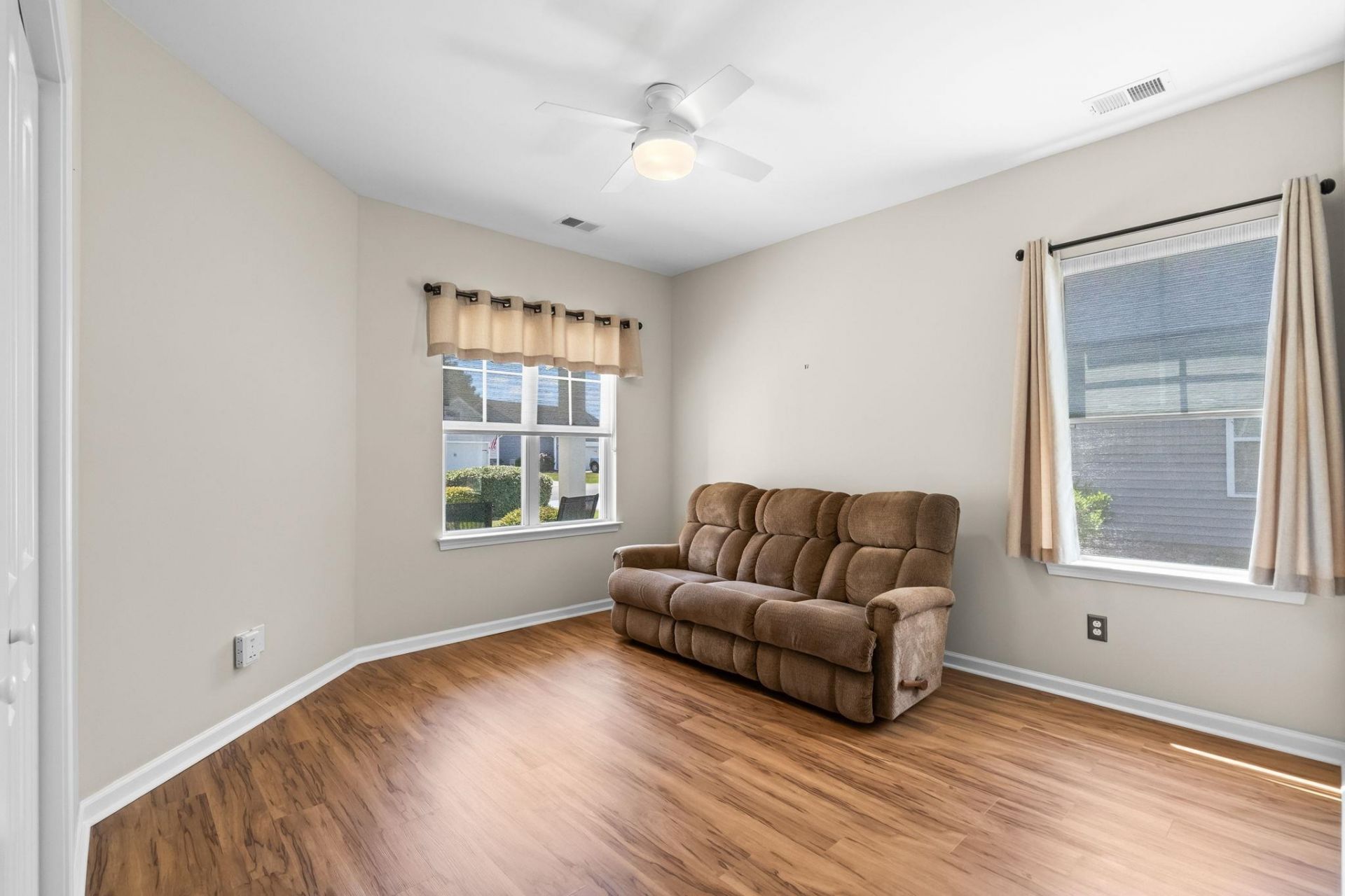 1193 Palm Crossing Dr. Photo 23