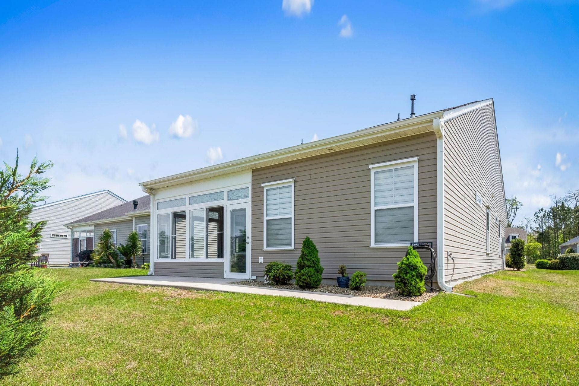 1193 Palm Crossing Dr. Photo 35