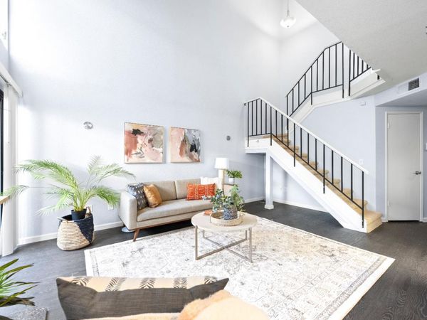 1407 Hood Rd, Sacramento, CA 95825