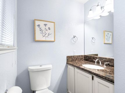 1407 Hood Rd, Sacramento, CA 95825 Photo