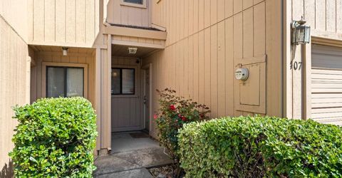 1407 Hood Rd, Sacramento, CA 95825 Photo