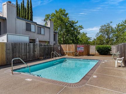 1407 Hood Rd, Sacramento, CA 95825 Photo