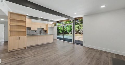 5025 Hemlock St, Sacramento, CA 95841 Photo