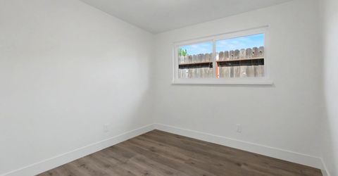 5025 Hemlock St, Sacramento, CA 95841 Photo