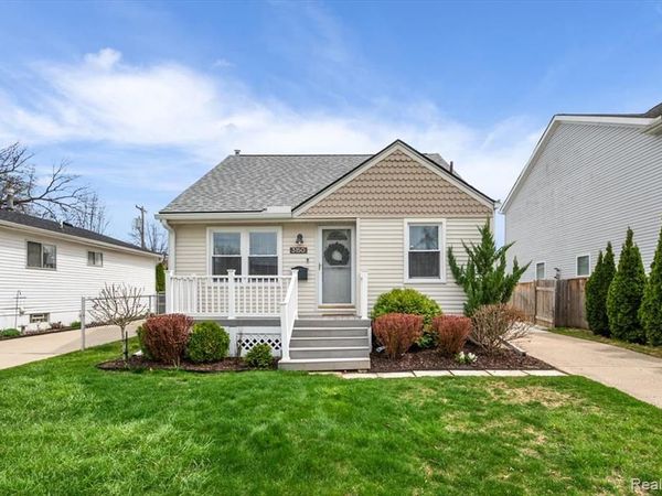 3150 Royal Avenue , Berkley, MI 48072