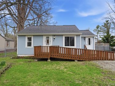 1028 Carlton Drive , York Twp, MI 48160