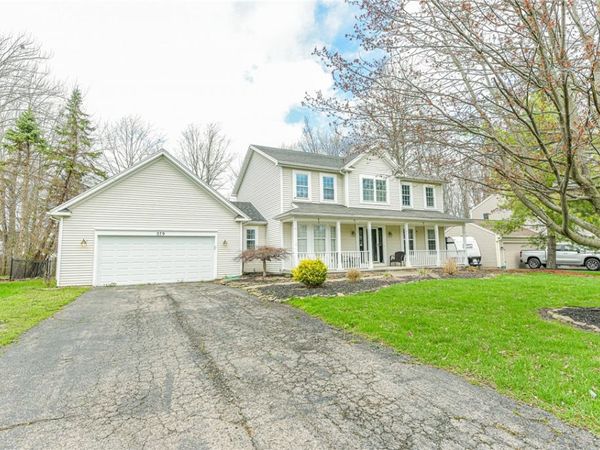 279 Macintosh Drive, Rochester, NY 14626