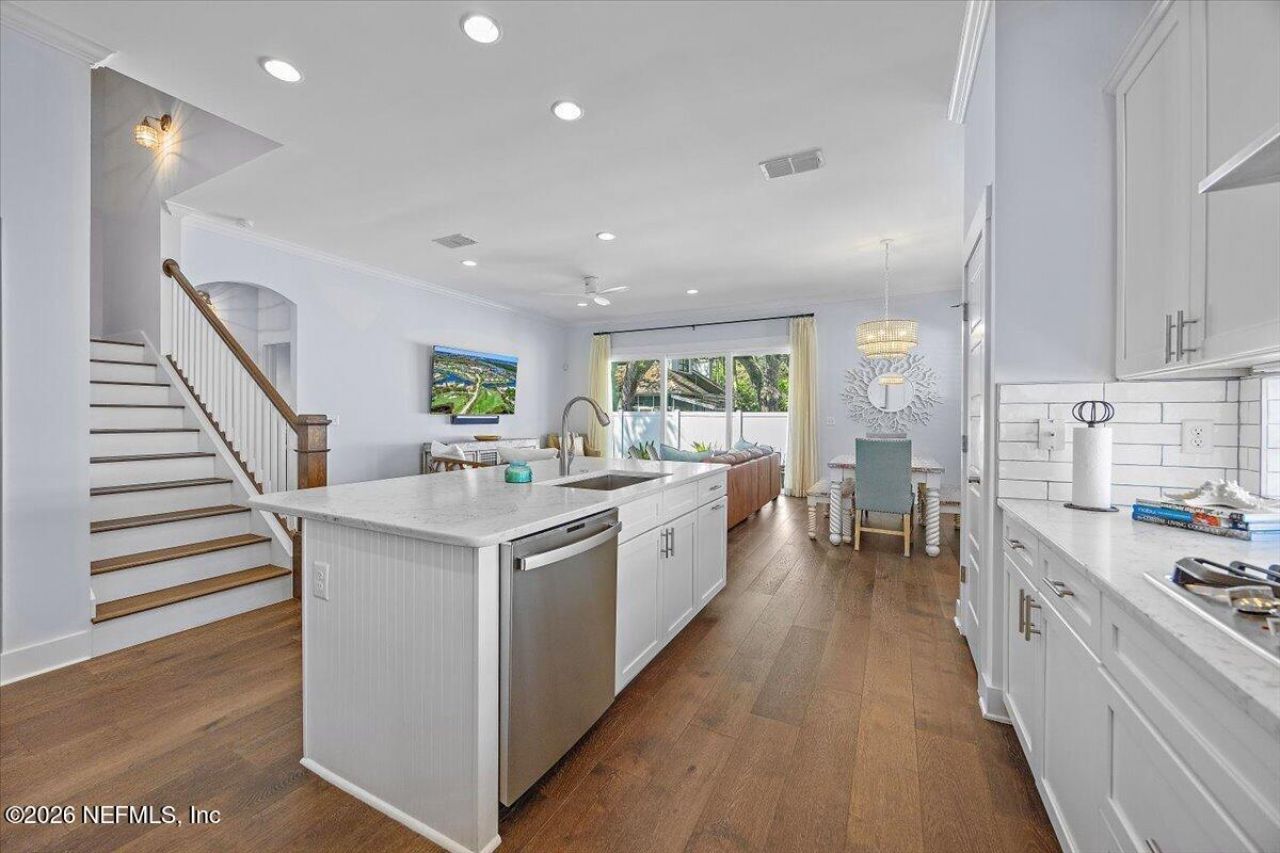 398 Sherry Drive, Atlantic Beach, FL 32233 Photo