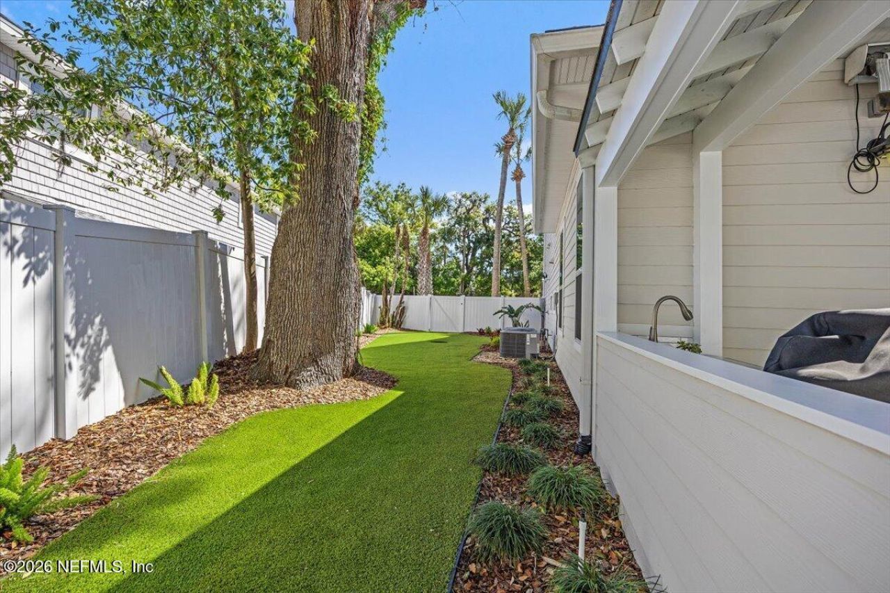 398 Sherry Drive, Atlantic Beach, FL 32233 Photo