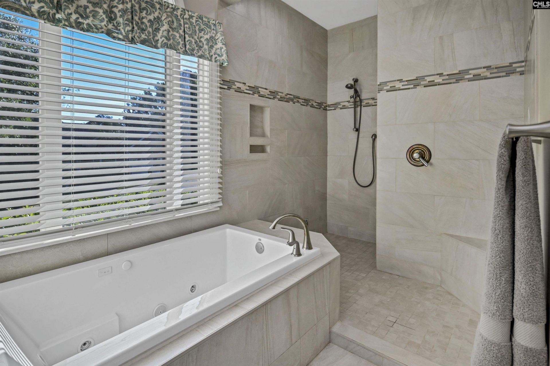 620 Bay Harbor Circle  Photo 25