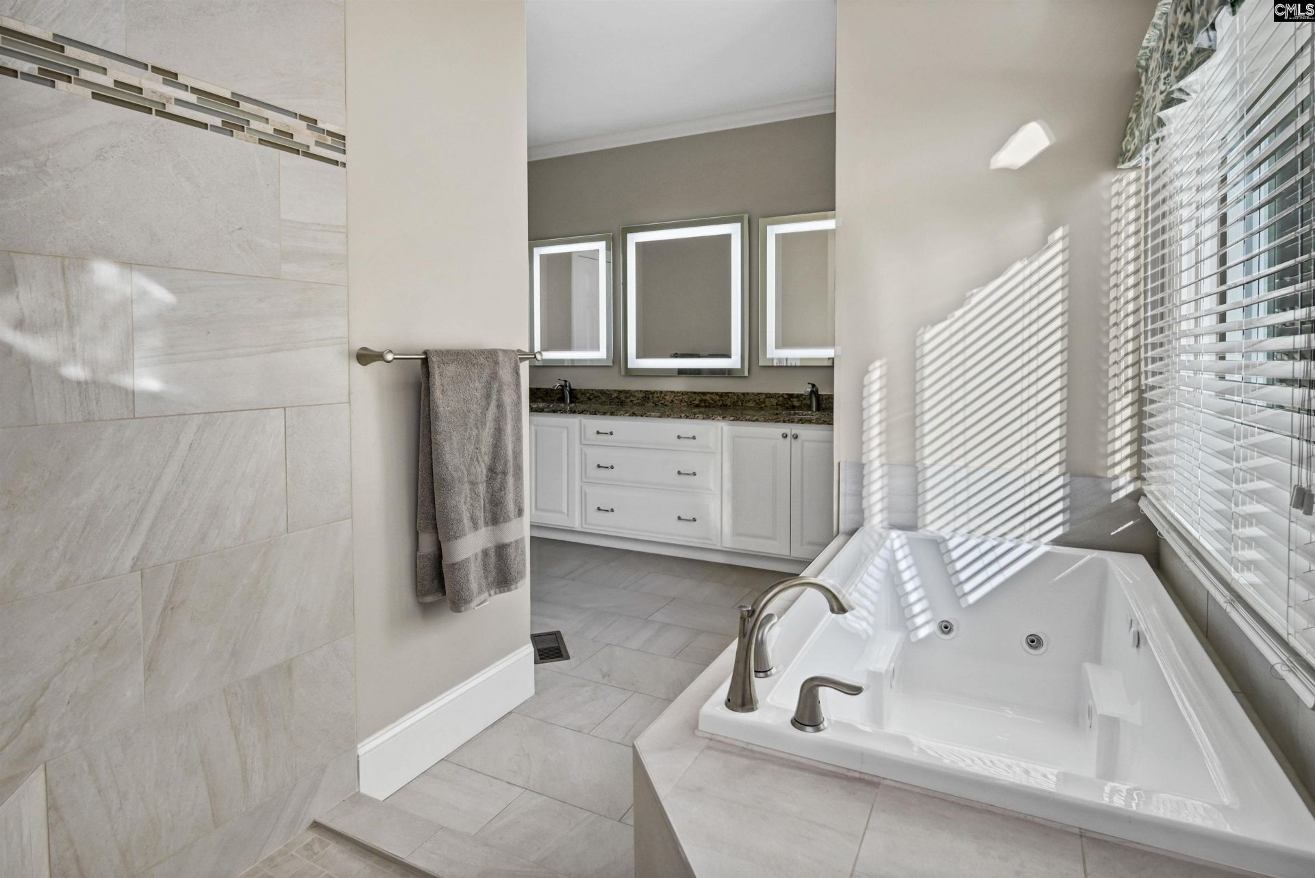 620 Bay Harbor Circle  Photo 27