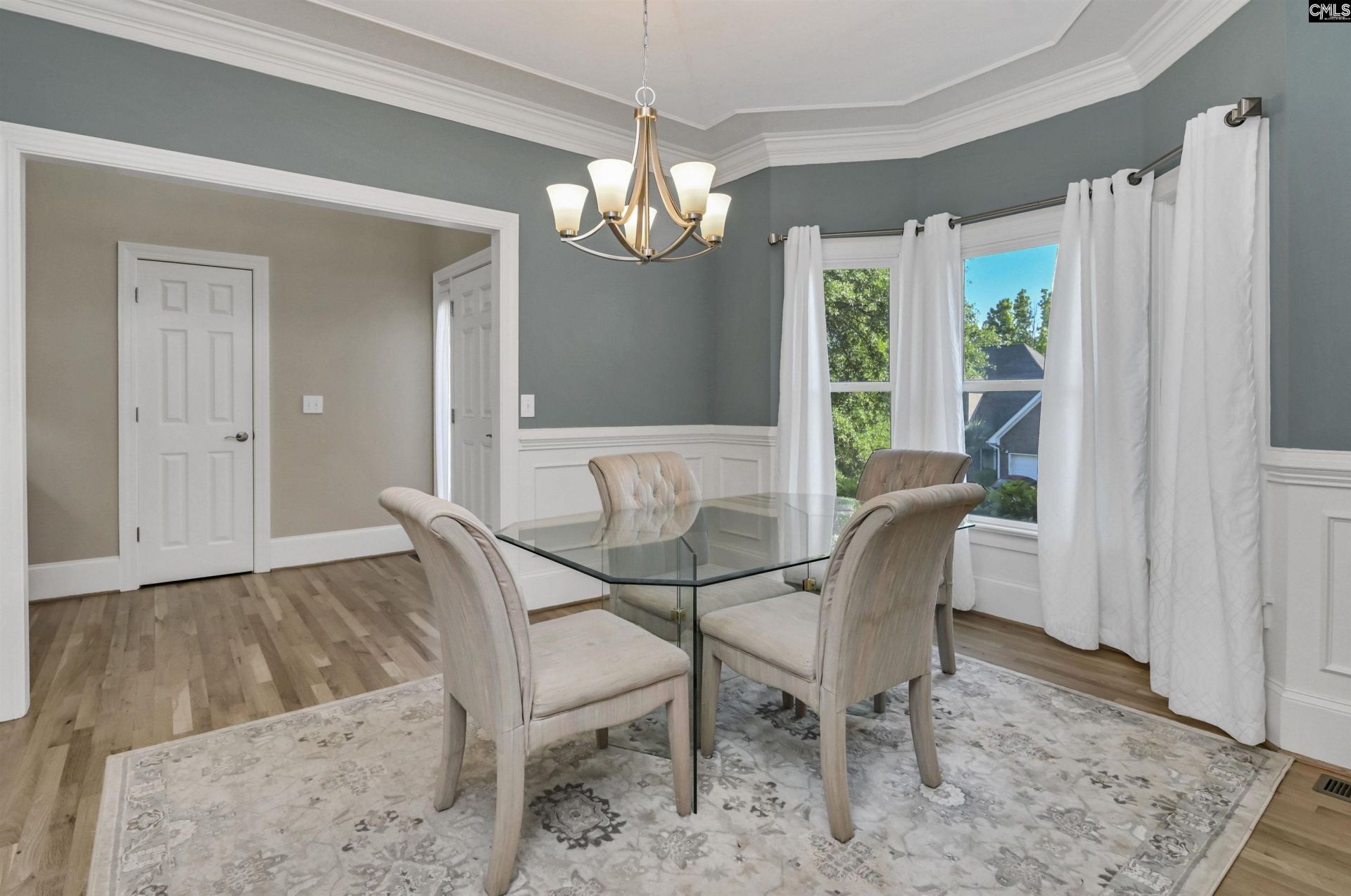 620 Bay Harbor Circle  Photo 4