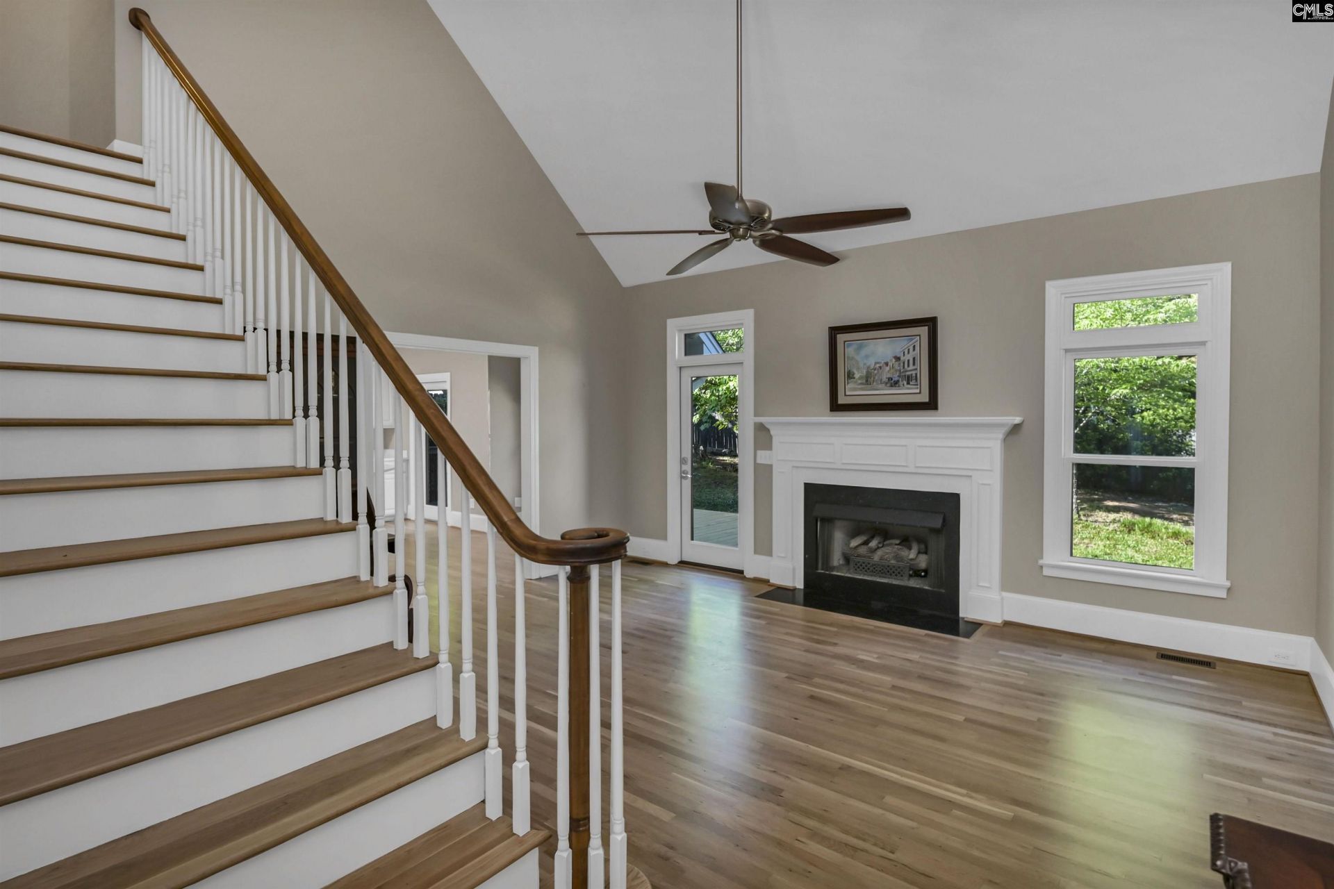 620 Bay Harbor Circle  Photo 6