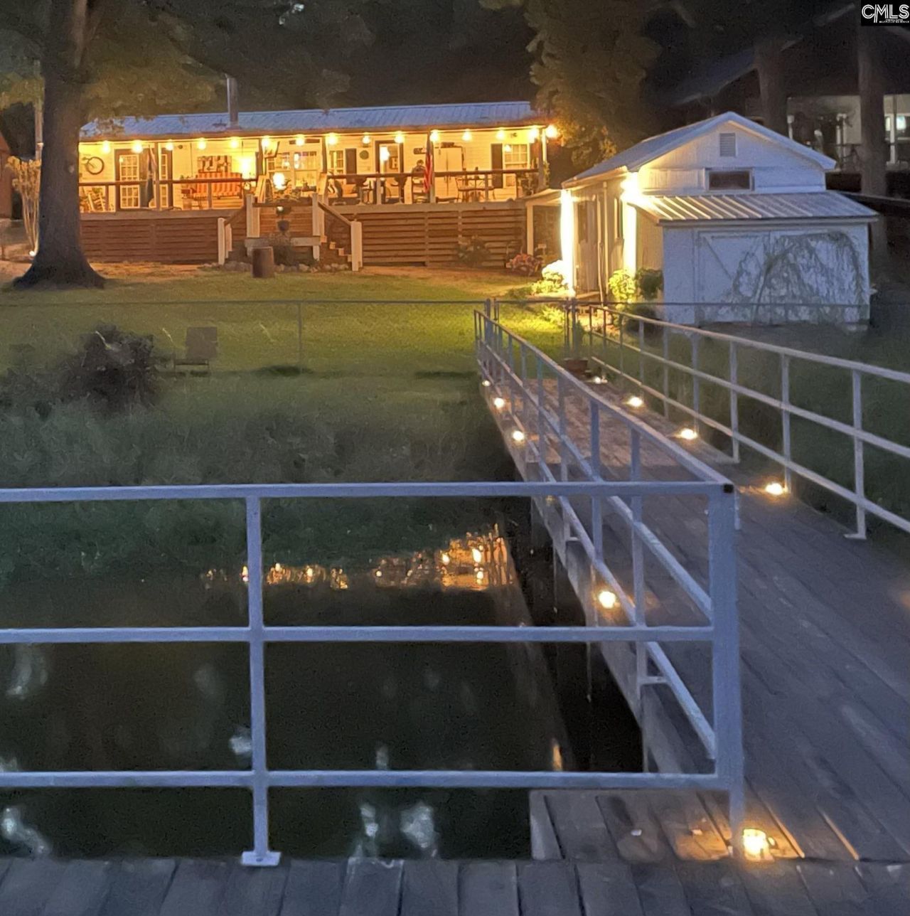 1892 Blacksgate East  Photo 12