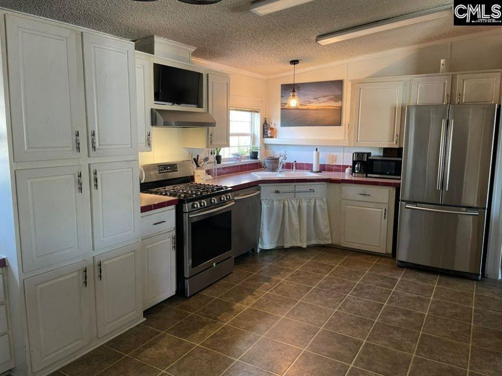 1892 Blacksgate East  Photo 23