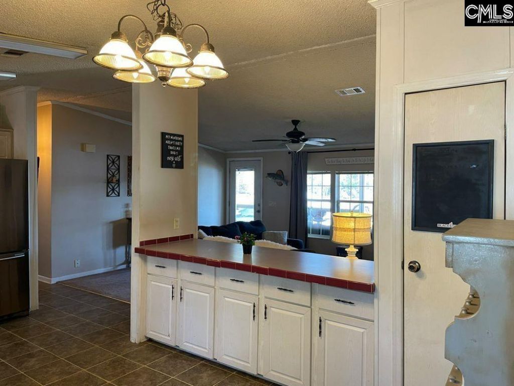 1892 Blacksgate East  Photo 25