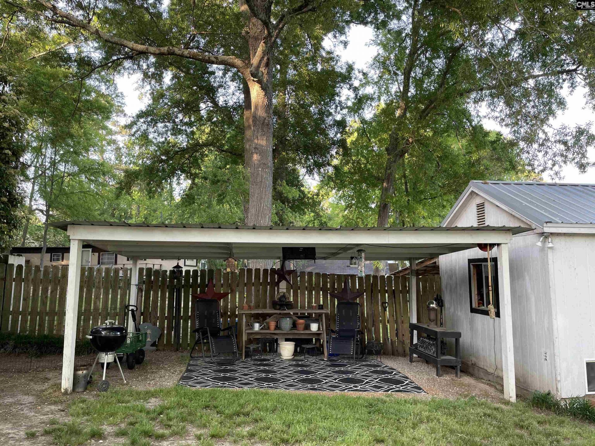 1892 Blacksgate East  Photo 47