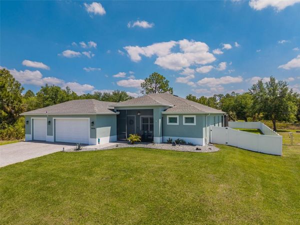 908 HIBISCUS AVENUE , LEHIGH ACRES, FL 33972