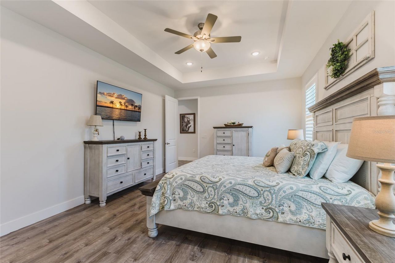 908 Hibiscus Avenue , Lehigh Acres, FL 33972 Photo