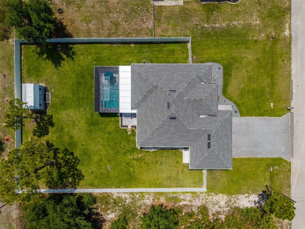 908 Hibiscus Avenue , Lehigh Acres, FL 33972 Photo