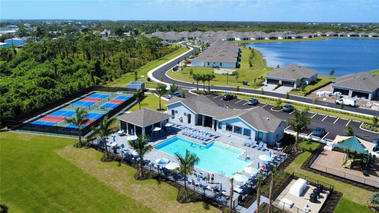 8608 Saint Kitts Circle, Englewood, FL 34224 Photo