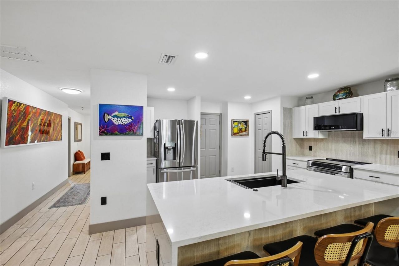 18142 Griffen Avenue, Port Charlotte, FL 33948 Photo