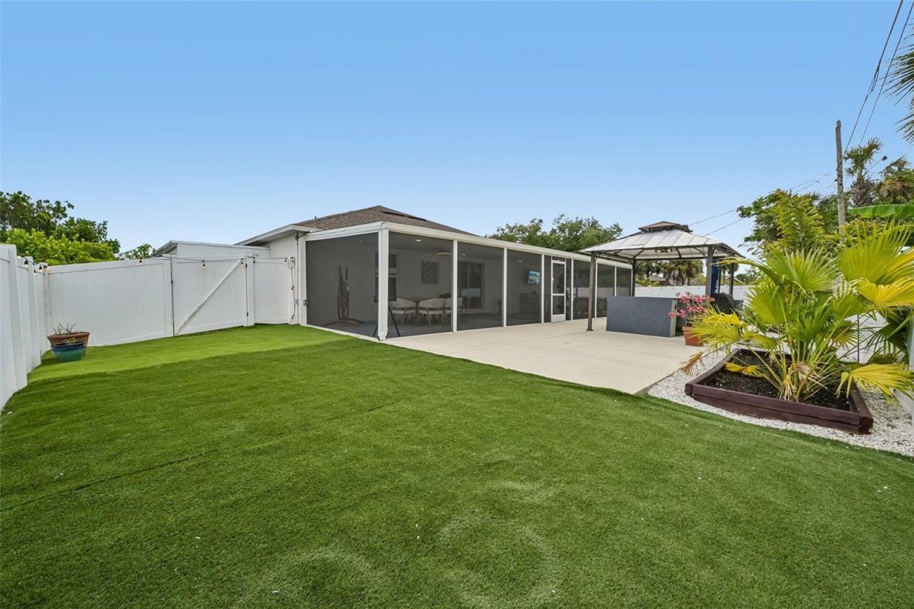 18142 Griffen Avenue, Port Charlotte, FL 33948 Photo