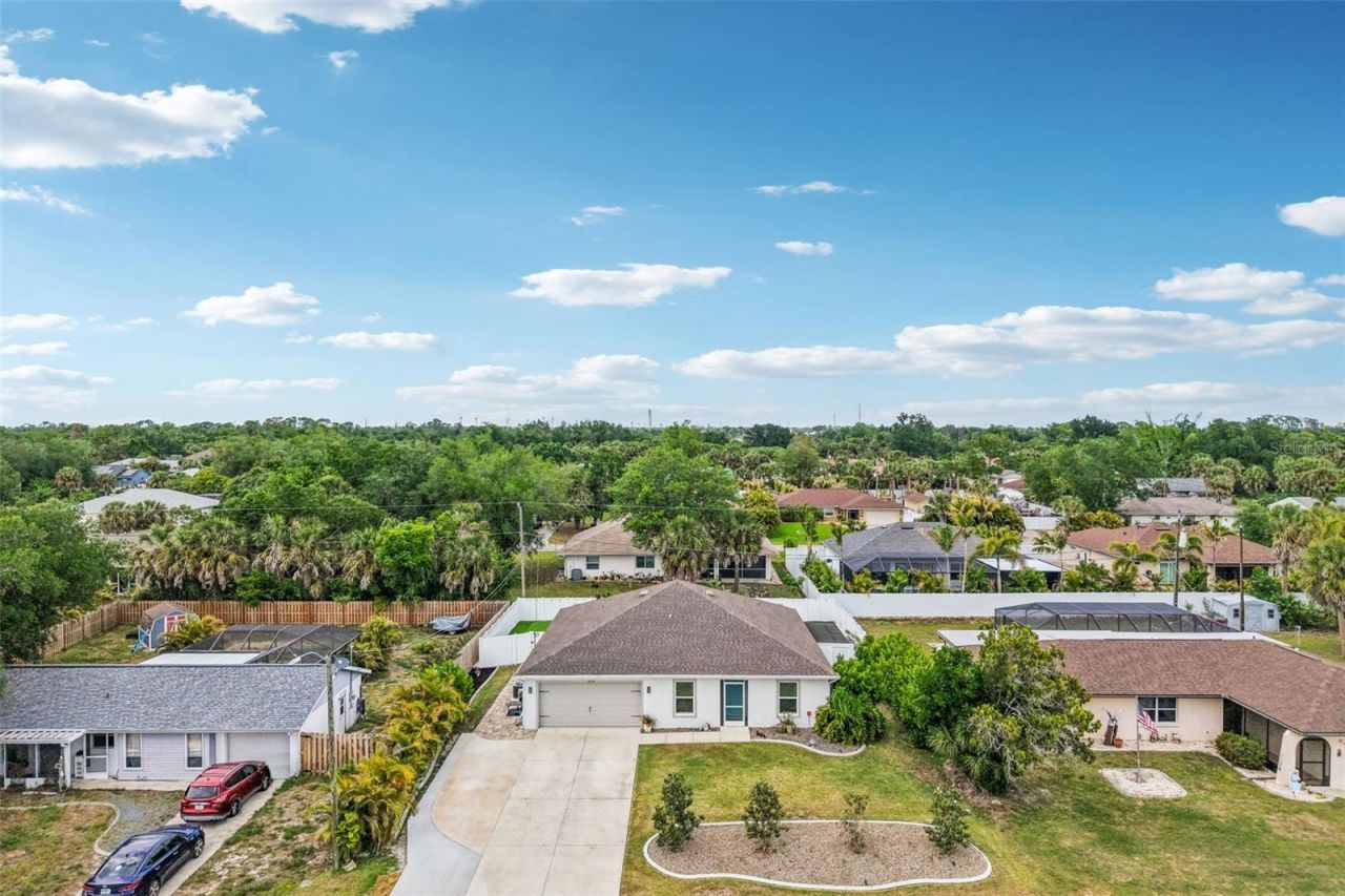 18142 Griffen Avenue, Port Charlotte, FL 33948 Photo