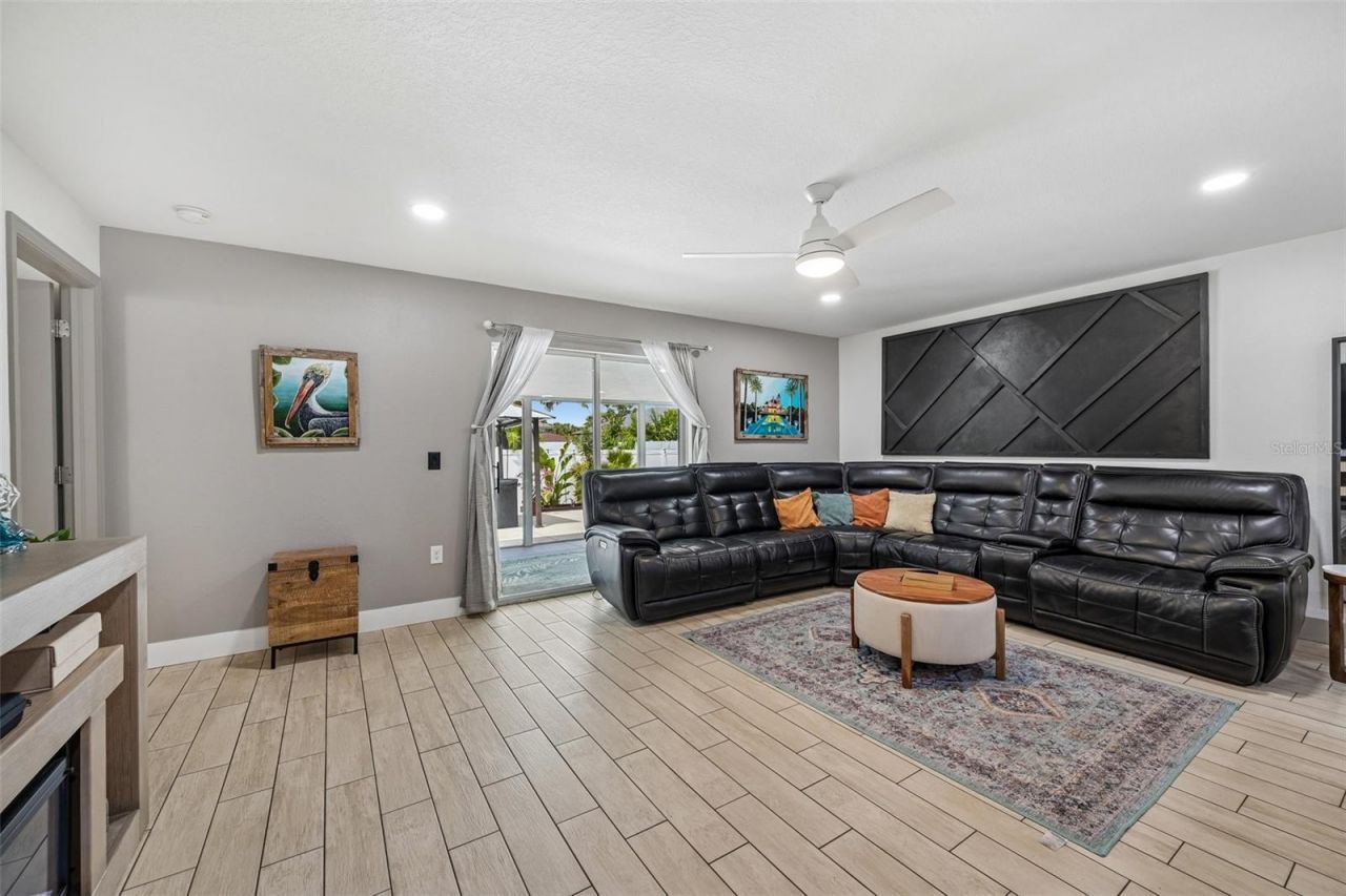 18142 Griffen Avenue, Port Charlotte, FL 33948 Photo