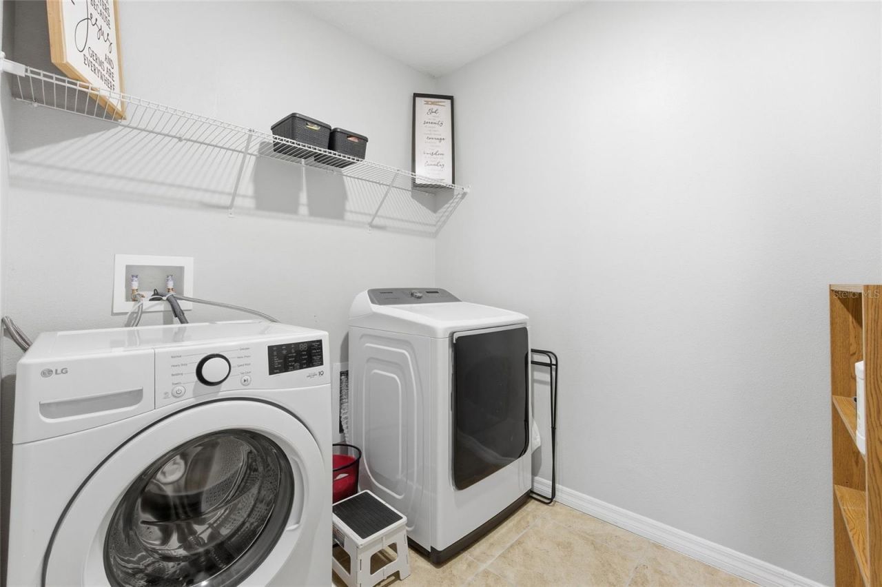 2557 Shamrock Street, Tavares, FL 32778 Photo