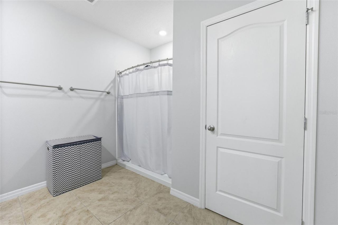 2557 Shamrock Street, Tavares, FL 32778 Photo