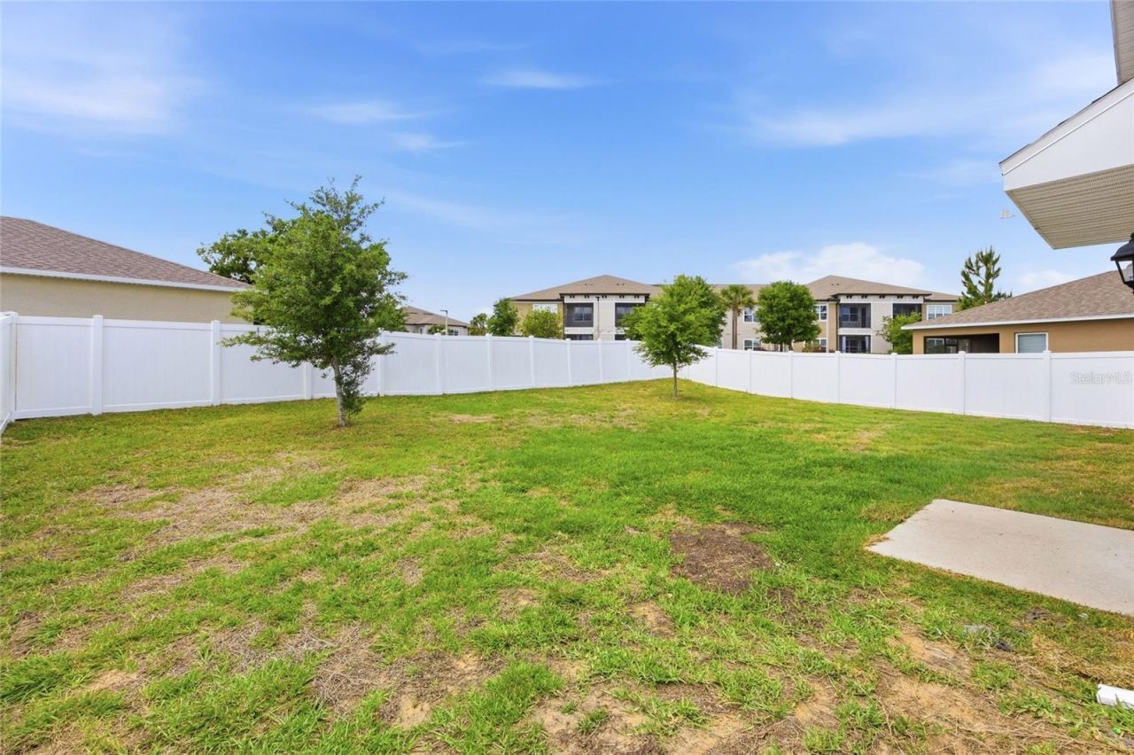 2557 Shamrock Street, Tavares, FL 32778 Photo