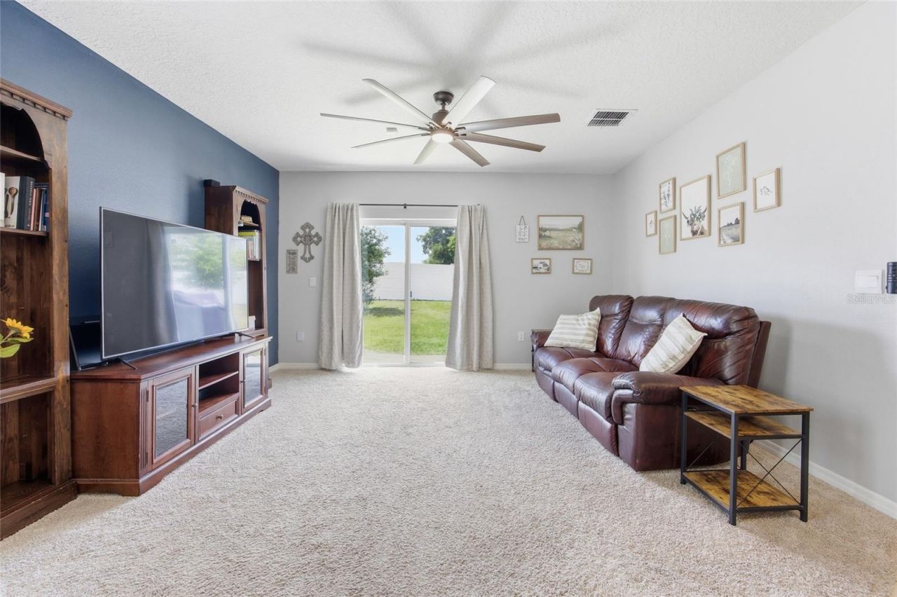 2557 Shamrock Street, Tavares, FL 32778 Photo