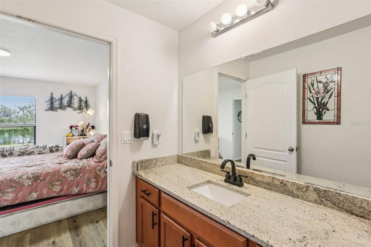 636 Chatham Walk Drive , Ruskin, FL 33570 Photo