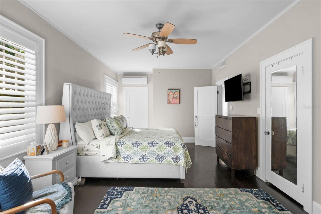 2943 W Bayshore Court, Tampa, FL 33611 Photo