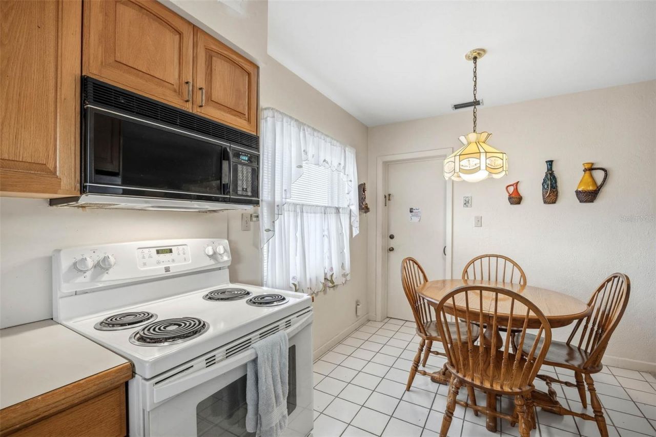 4626 22nd Street N, Saint Petersburg, FL 33714 Photo