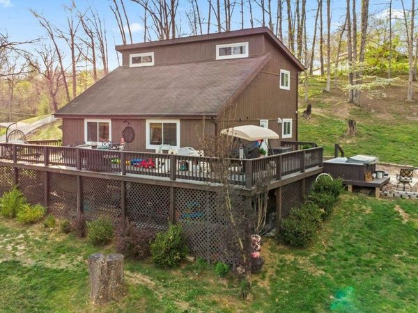 725 Ellington Run , Ashland, KY 41102