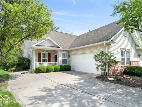 9986 Donavan Lane , Fishers, IN 46038