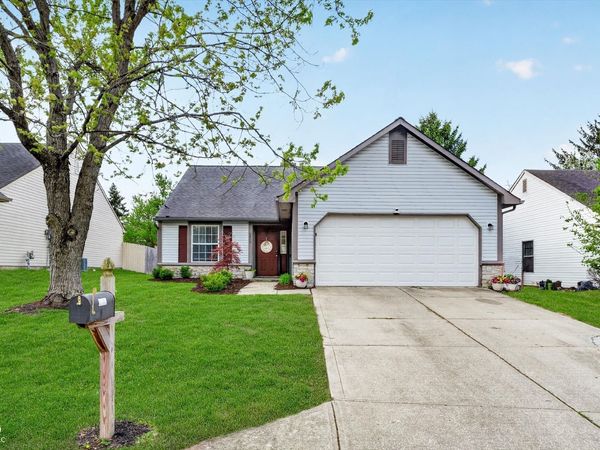 3215 Village Park North Drive , Carmel, IN 46033