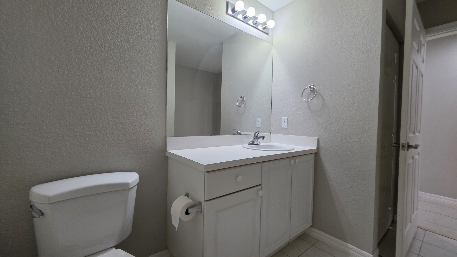1812 E Royal Tern Lane, Unit 21 B, Fort Pierce, FL 34982 Photo