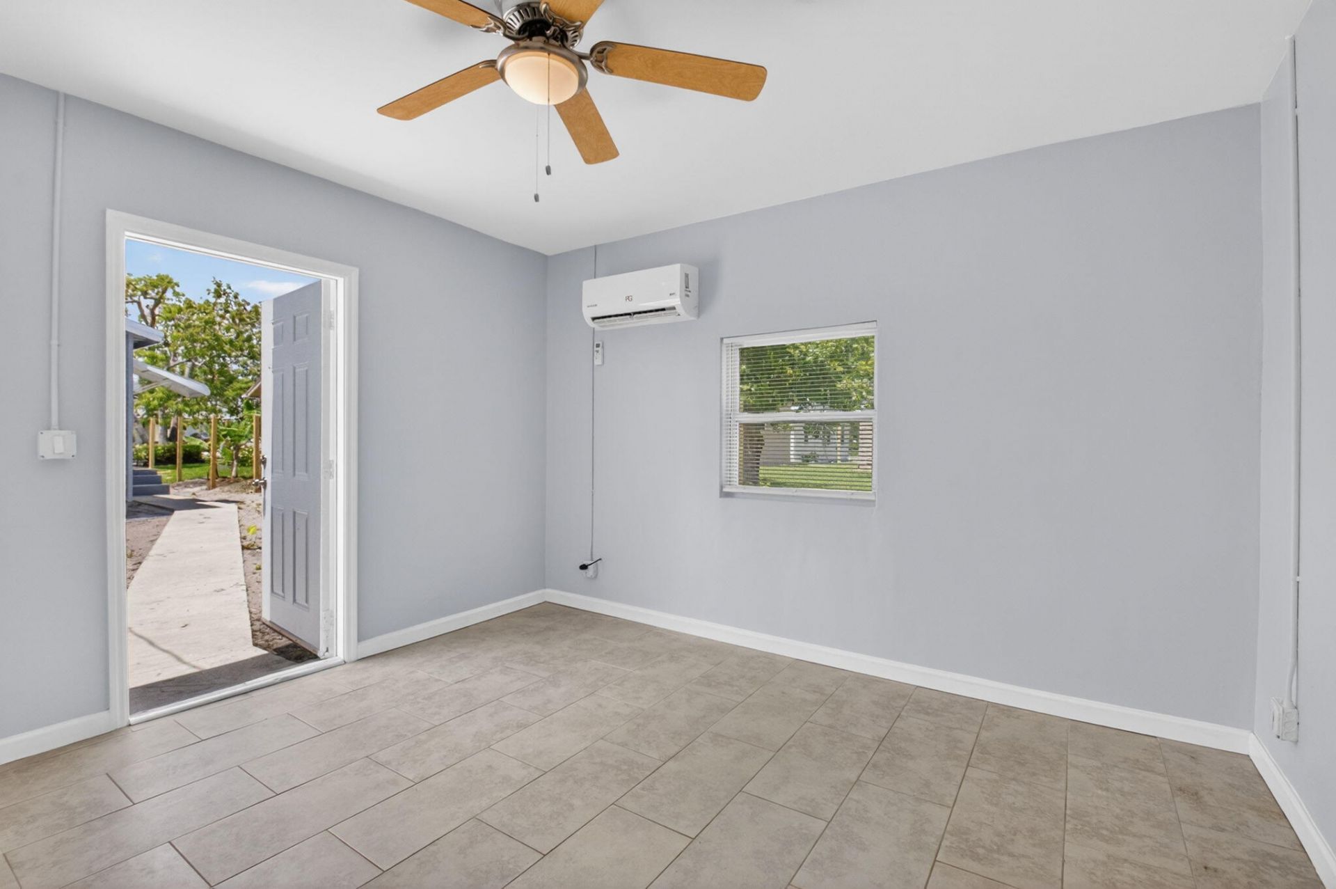 239 NW 6th Avenue, Delray Beach, FL 33444 Photo