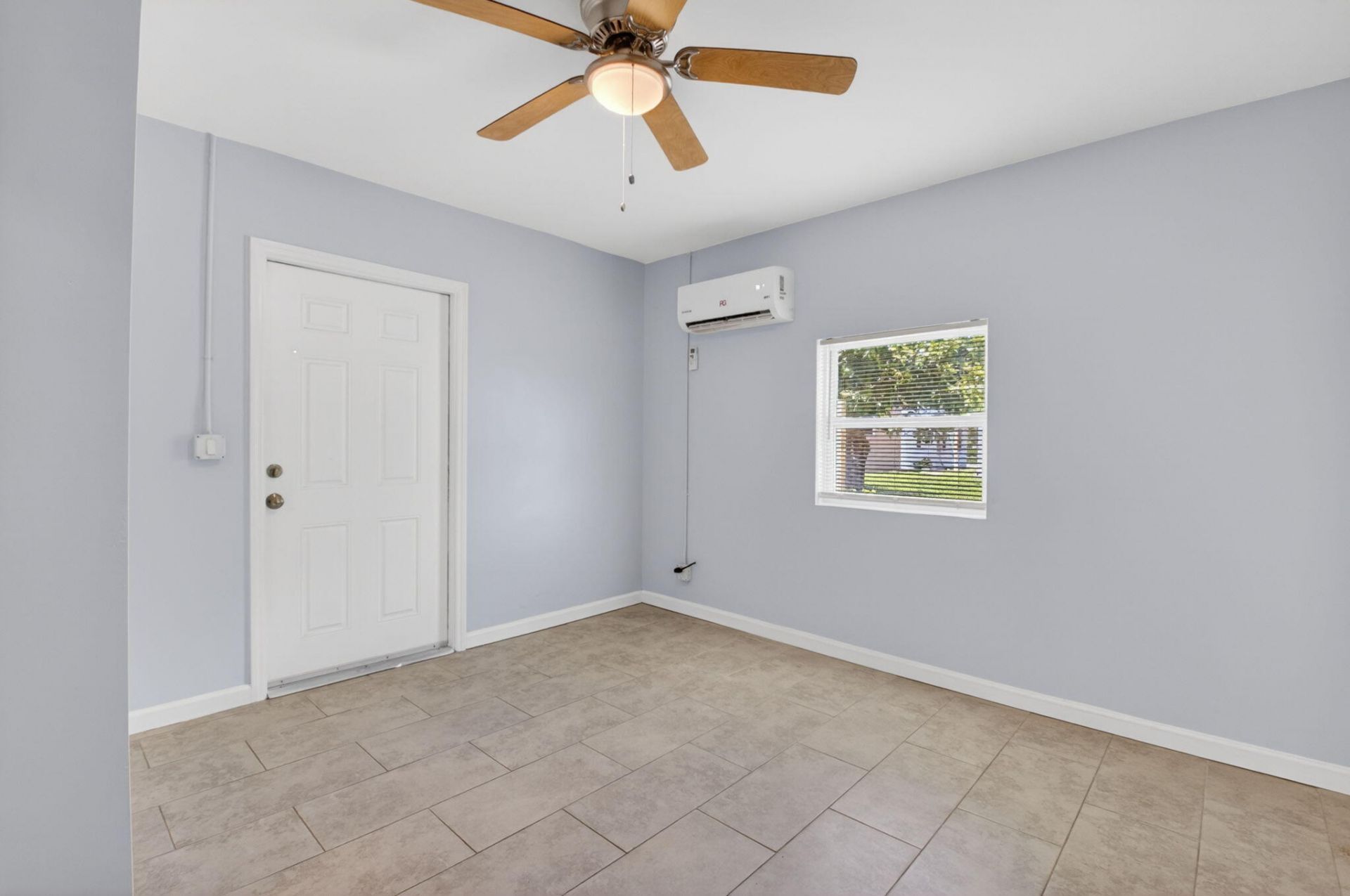 239 NW 6th Avenue, Delray Beach, FL 33444 Photo