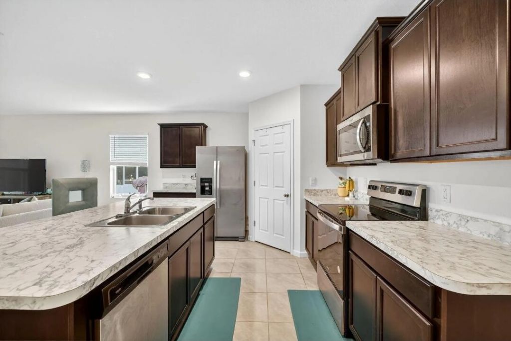 543 SW Whitmore Drive, Port Saint Lucie, FL 34984 Photo