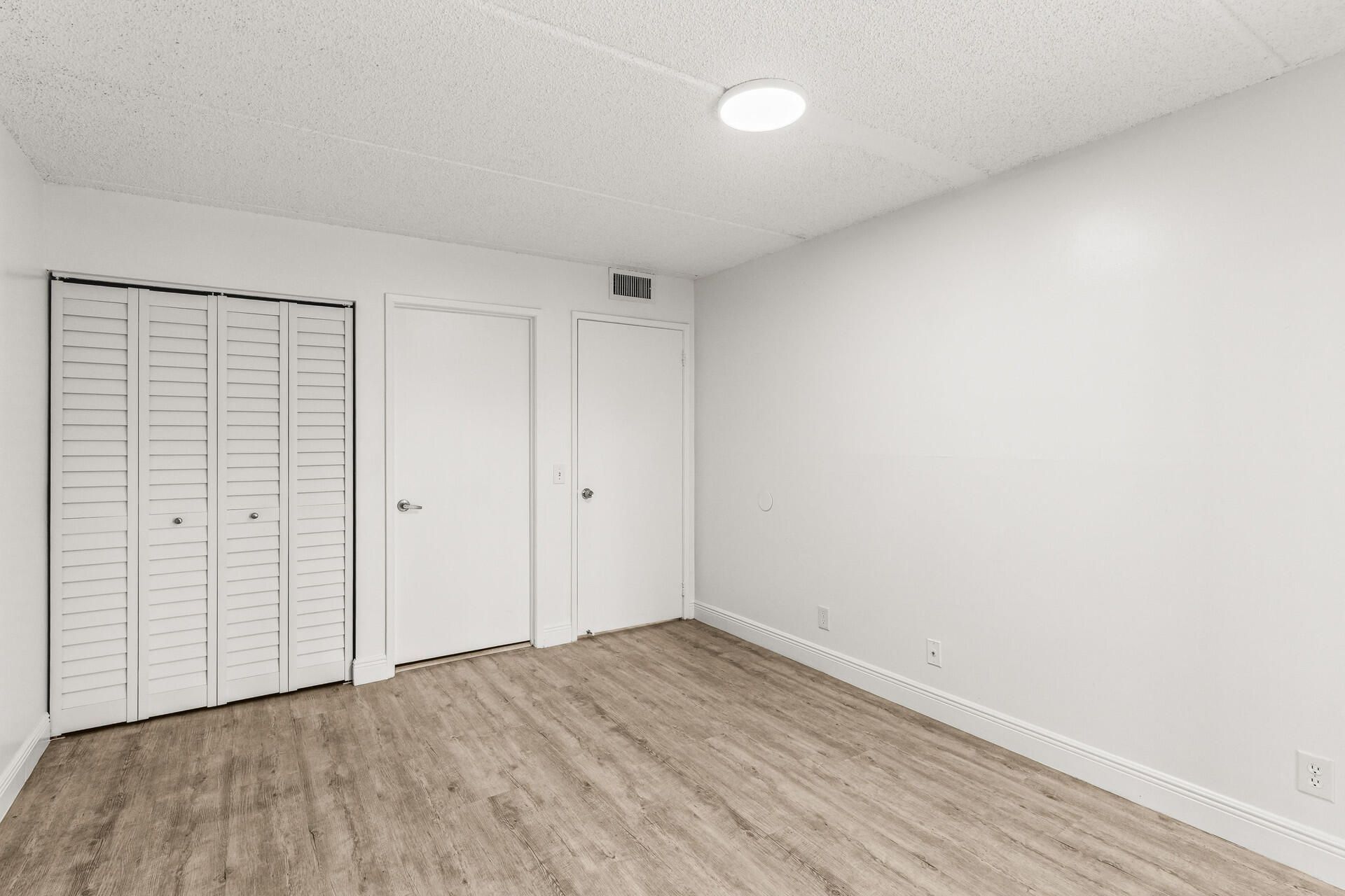 507 Meadows Circle, Boynton Beach, FL 33436 Photo