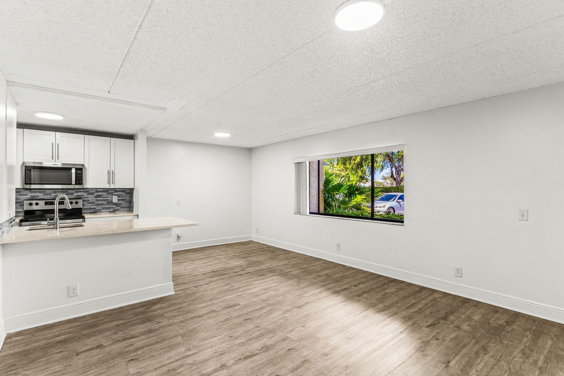 507 Meadows Circle, Boynton Beach, FL 33436 Photo