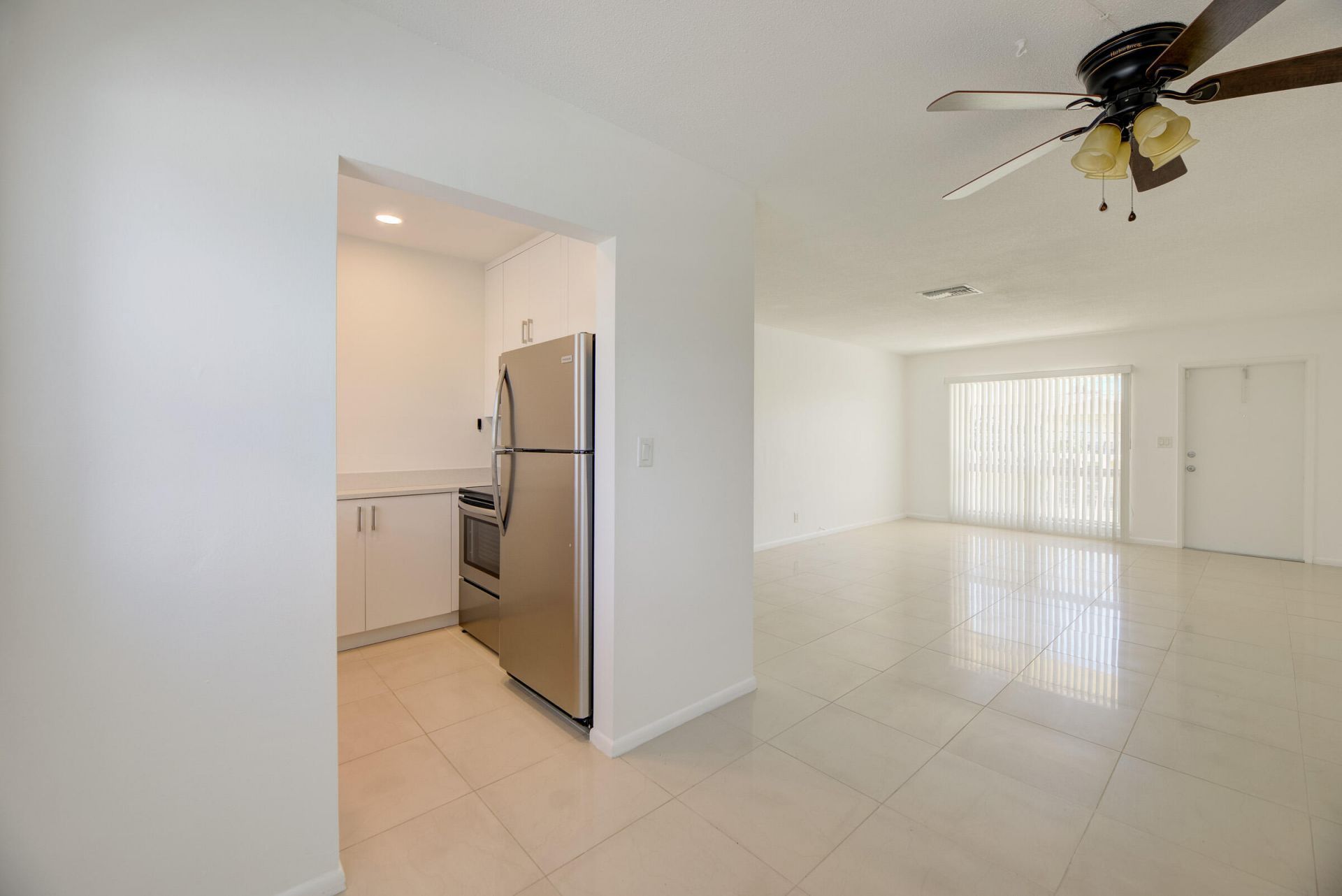 2755 NE 28th Street, Unit F1, Lighthouse Point, FL 33064 Photo